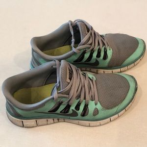 Mint Green Womens Nike Frees